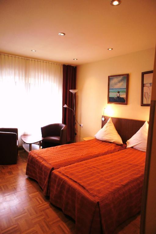 City Hotel City Airport Mannheim Zimmer foto